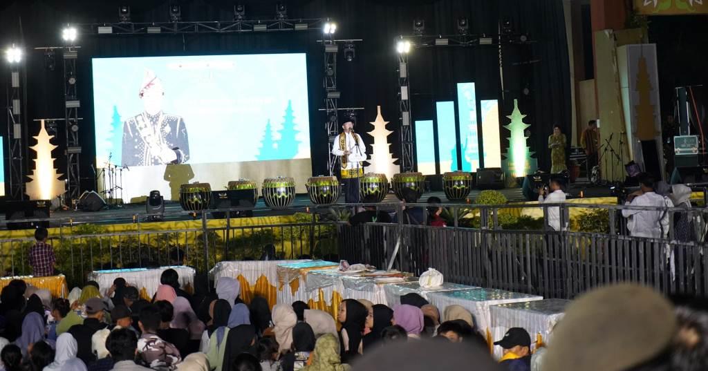 Ribuan Warga Bengkulu Padati Pembukaan Festival Tabut
