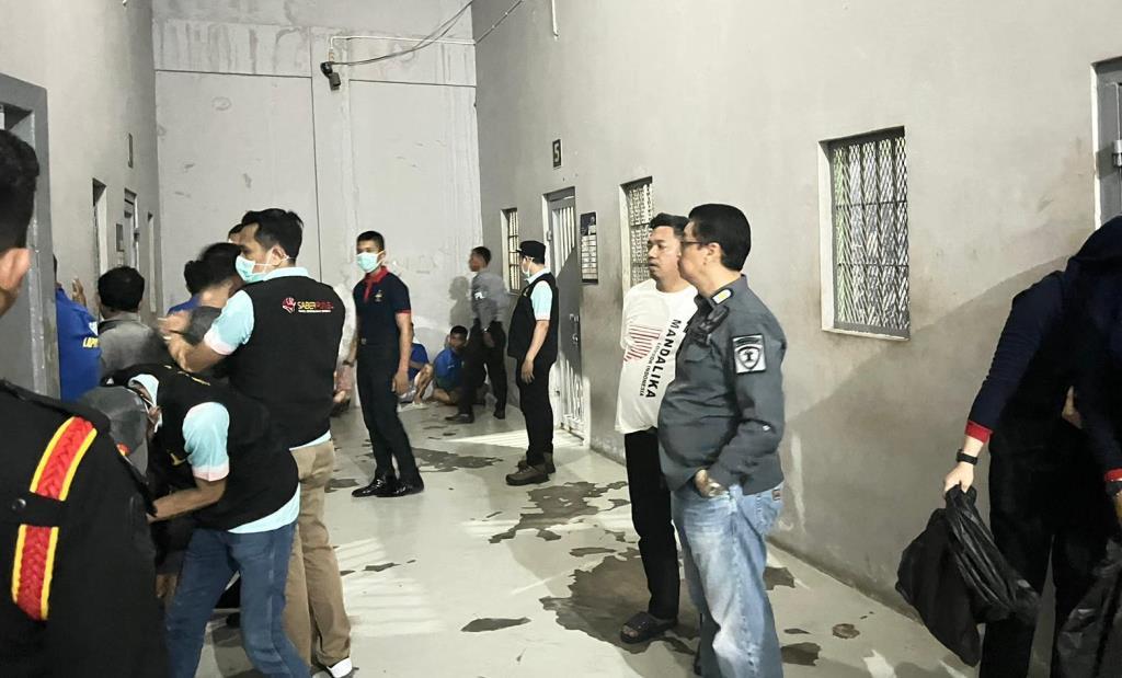 Kanwil Kemenkumham Bengkulu Geledah Lapas Kelas IIA Bengkulu