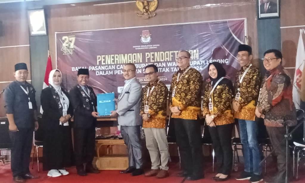 KPU Lebong Terima Berkas Pendaftaran Dua Pasangan Cabup dan Cawabup