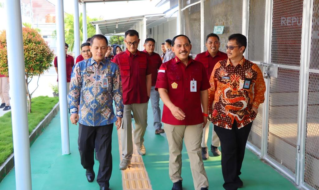 Staf Ahli Kemenkumham Lakukan Kunjungan ke Sejumlah UPT Pemasyarakatan Bengkulu