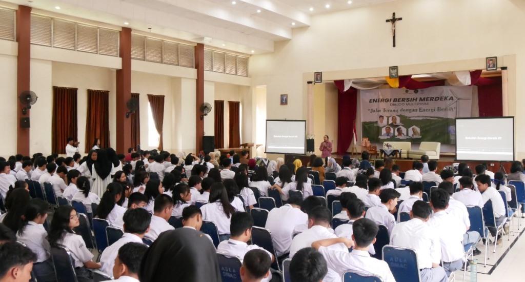 Lewat Dukungan Publik, Kanopi Hijau Indonesia Bangun Sumber Energi Bersih di SMA Sint Carolus
