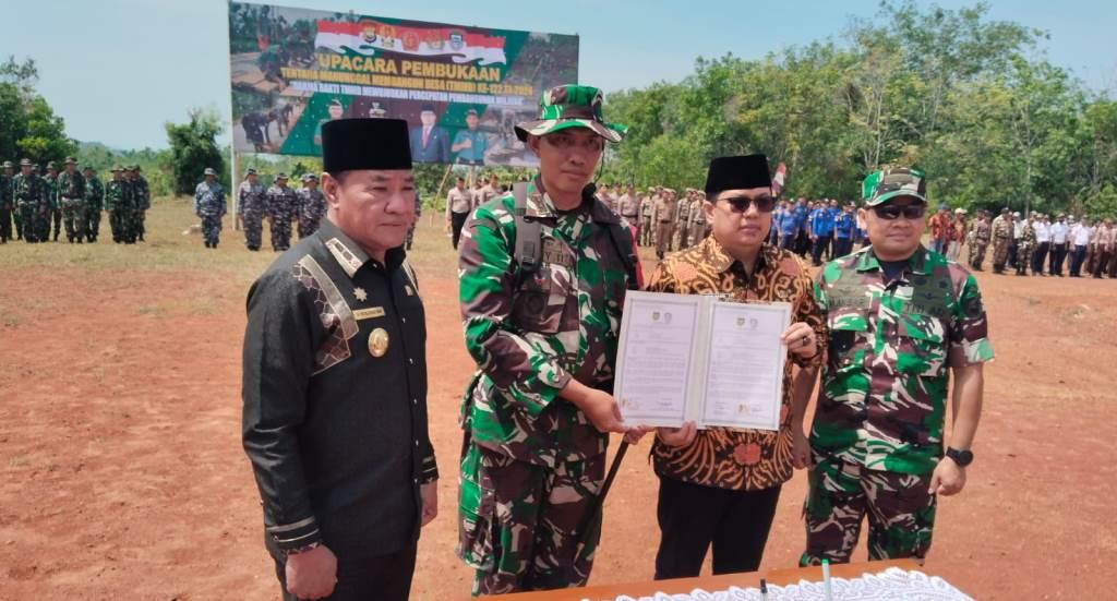 Wujudkan Pembangunan Wilayah, Kodim 0425 Resmikan Program TMMD Ke-122