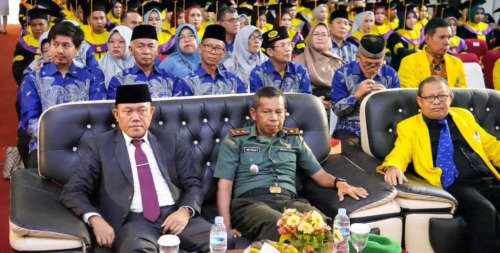 Kadisdikbud Hadiri Pengukuhan 323 Lulusan Universitas Terbuka Periode II Tahun 2024