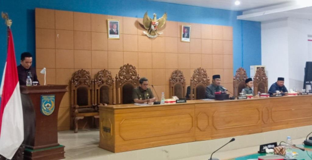 DPRD BU Sampaikan Pandangan Umum Fraksi-fraksi Terhadap 3 Raperda