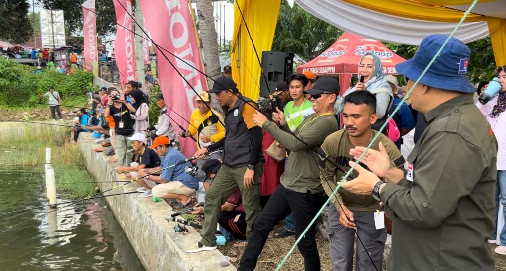 Ribuan Pemancing Ramaikan Mancing Gratis DKP Provinsi Bengkulu