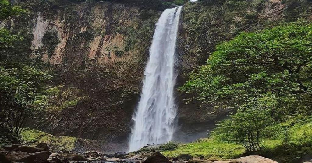 Masyarakat Diimbau Ramaikan Wisata Lokal Saat Libur Akhir Tahun