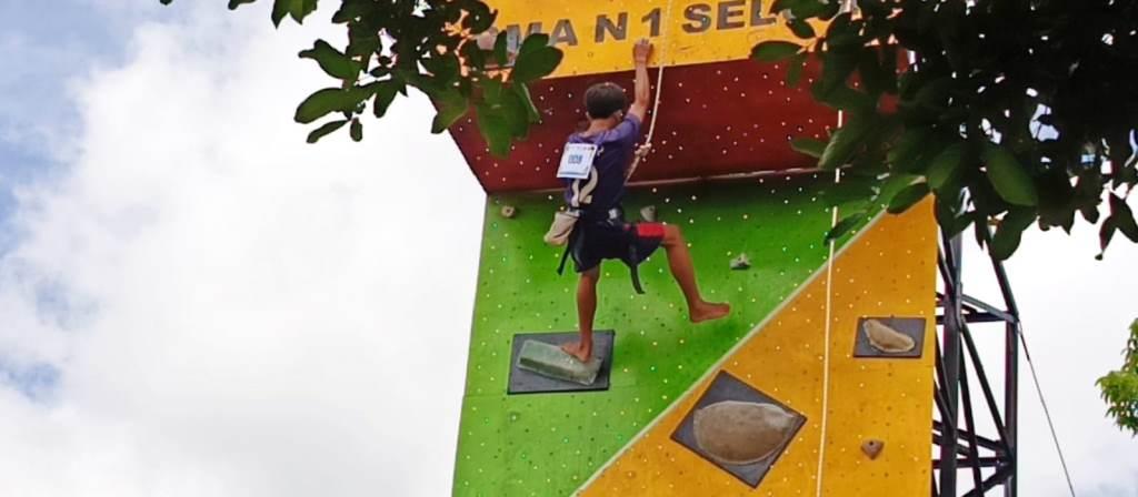 Olahraga Panjat Tebing Semakin Diminati Pelajar Seluma