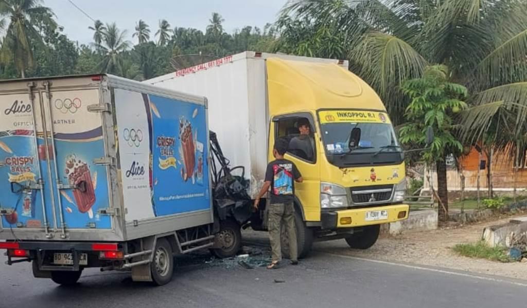 Laka Lantas di Seluma, Pick Up Adu Kambing dengan Mobil Box