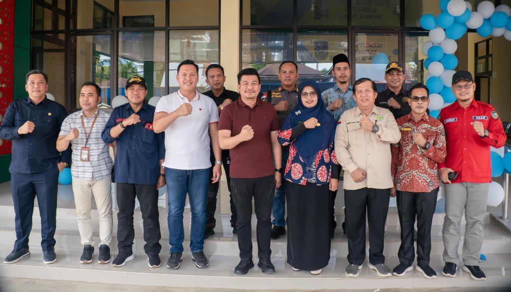 Wabup Arie Resmikan Gedung Baru Puskesmas Prototype Berstandar Nasional