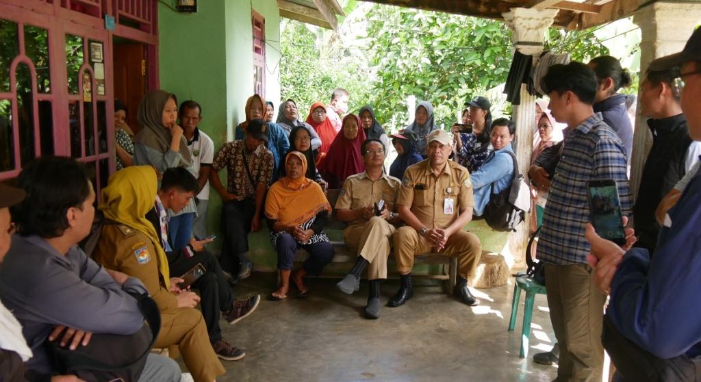 Ancam Nyawa, Warga Minta 3 Tower SUTT PLTU Teluk Sepang Dibongkar