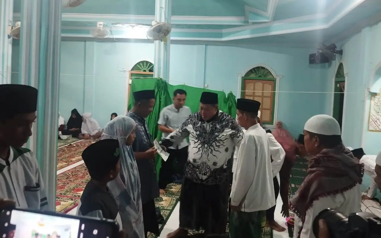 Bukber di Desa Sari Makmur, Bupati Huda Sampaikan Pesan Singkat Makna Puasa