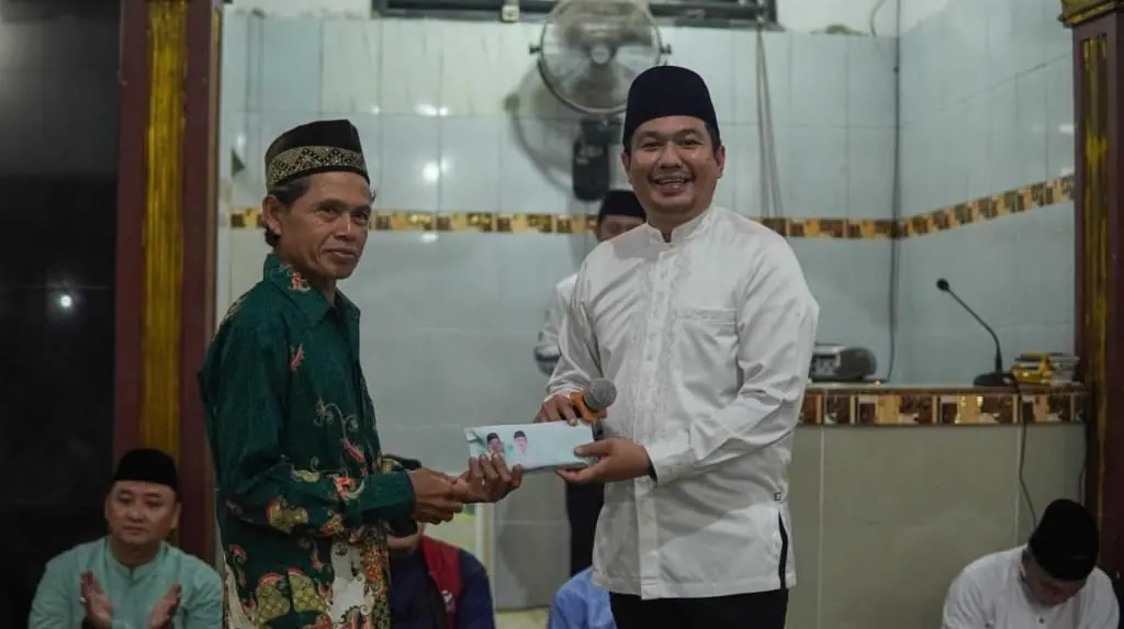 Safari Ramadan Perdana Bupati Bengkulu Utara Arie Septia Adinata