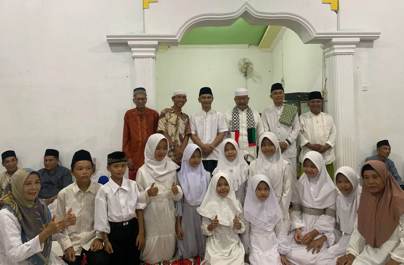 Wabup Abdul Hamid Hadiri Safari Ramadhan di Desa Tanjung Baru Kinal