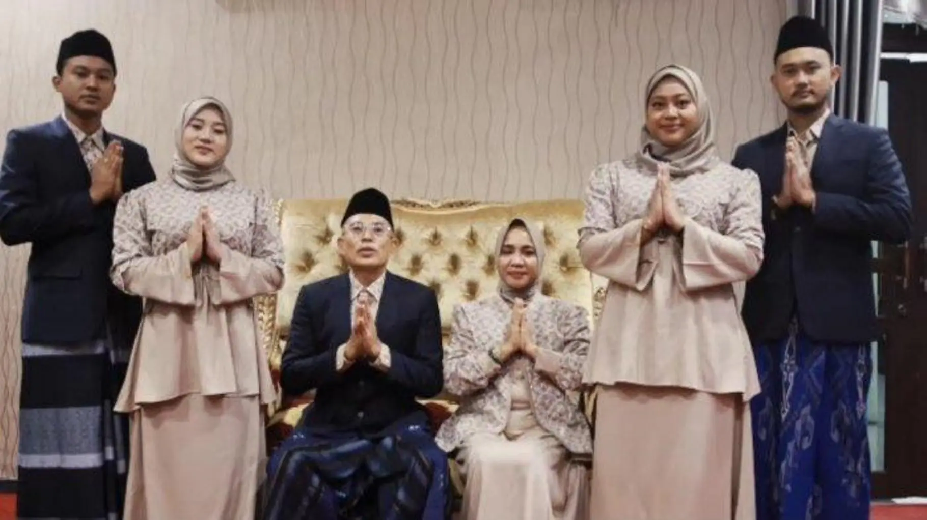 Bupati Bengkulu Selatan Gusnan Mulyadi Sampaikan Ucapan Selamat Idulfitri 1446 H