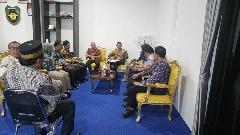 Bupati Gusnan Mulyadi Hadiri Entry Meeting Bersama BPK