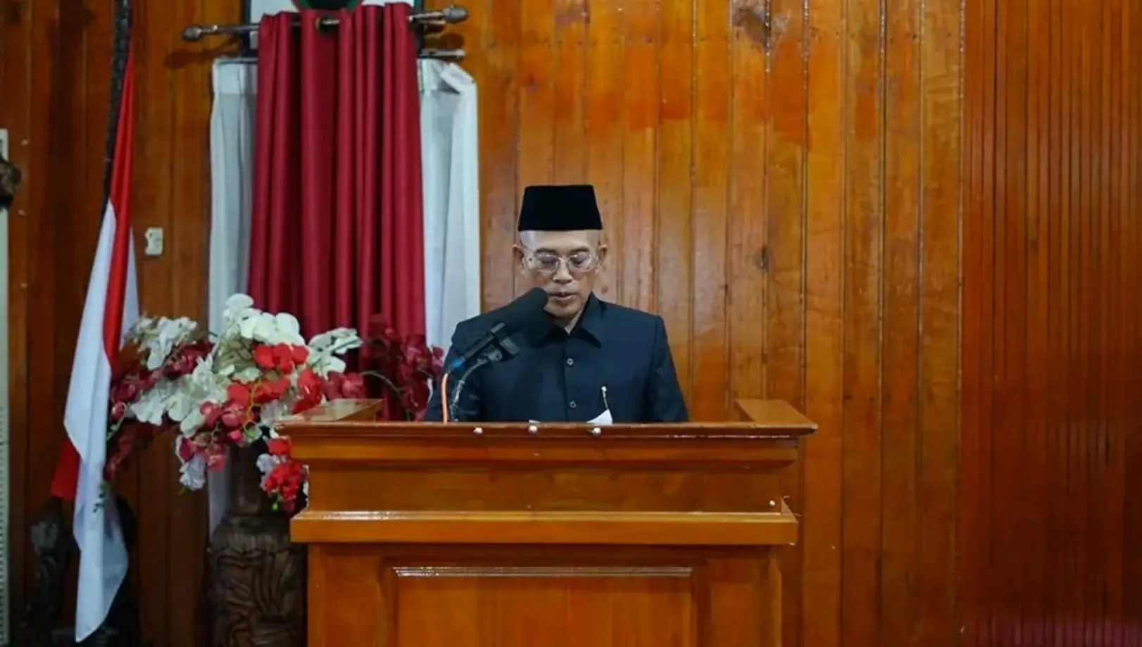 Hadir di Rapat Paripurna, Bupati Gusnan Harapkan Akuntabilitas Tata Kelola Pemerintahan