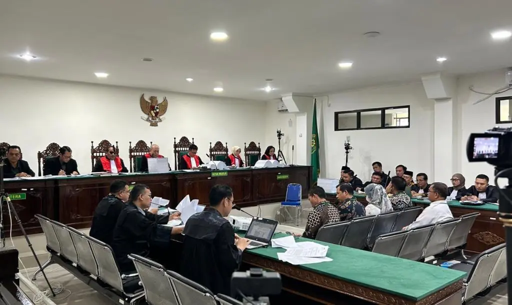 Hakim Cecar Saksi di Sidang Lanjutan Mantan Gubernur Bengkulu Rohidin Mersyah
