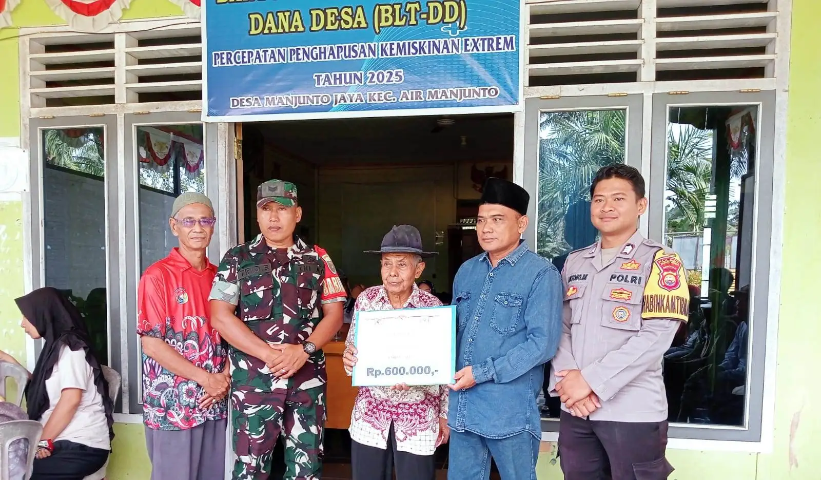 Kades Yasir Harapkan 22 Warga Penerima BLT Prioritaskan Kebutuhan Penting