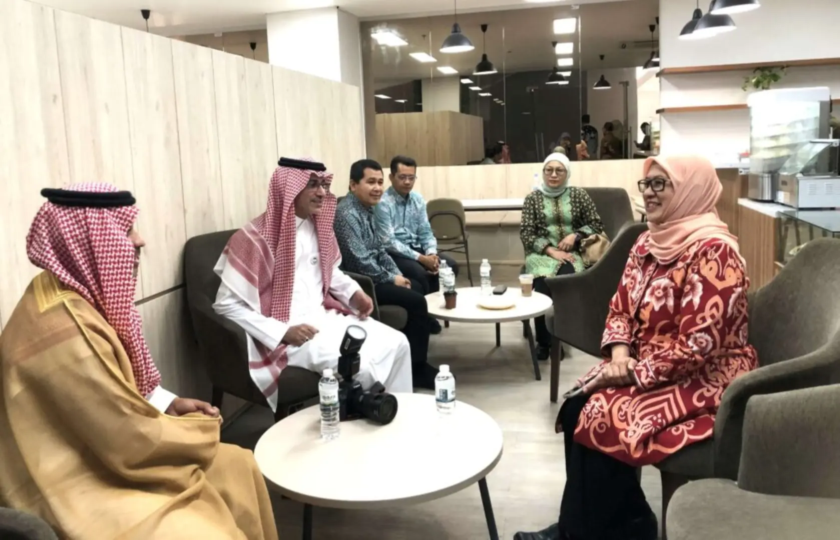 Rektor Unib Temui CEO SFD Bahas Progres Pembangunan Rumah Sakit Pendidikan