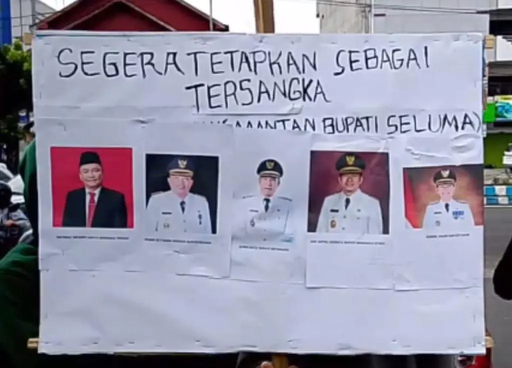 4 Bupati dan 1 Mantan Bupati Seharusnya Jadi Tersangka