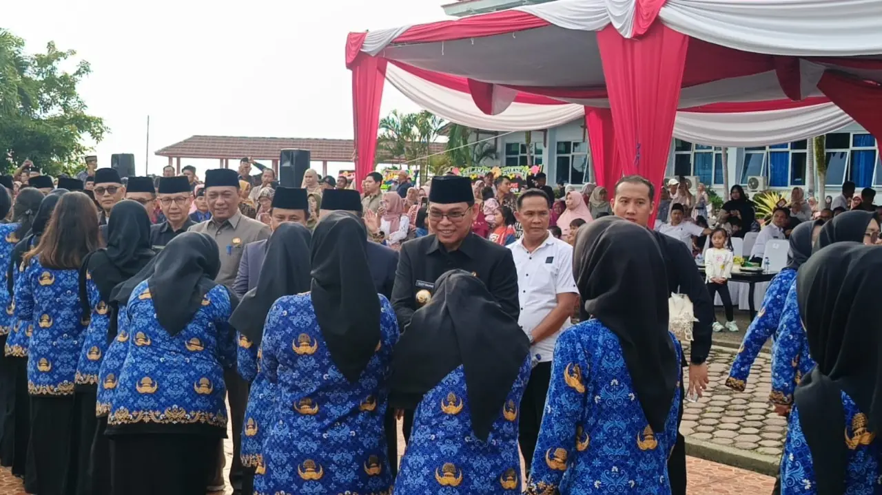 900 CPNS Terima SK dan Resmi Bertugas, Bupati Seluma Ingatkan Pentingnya Disiplin
