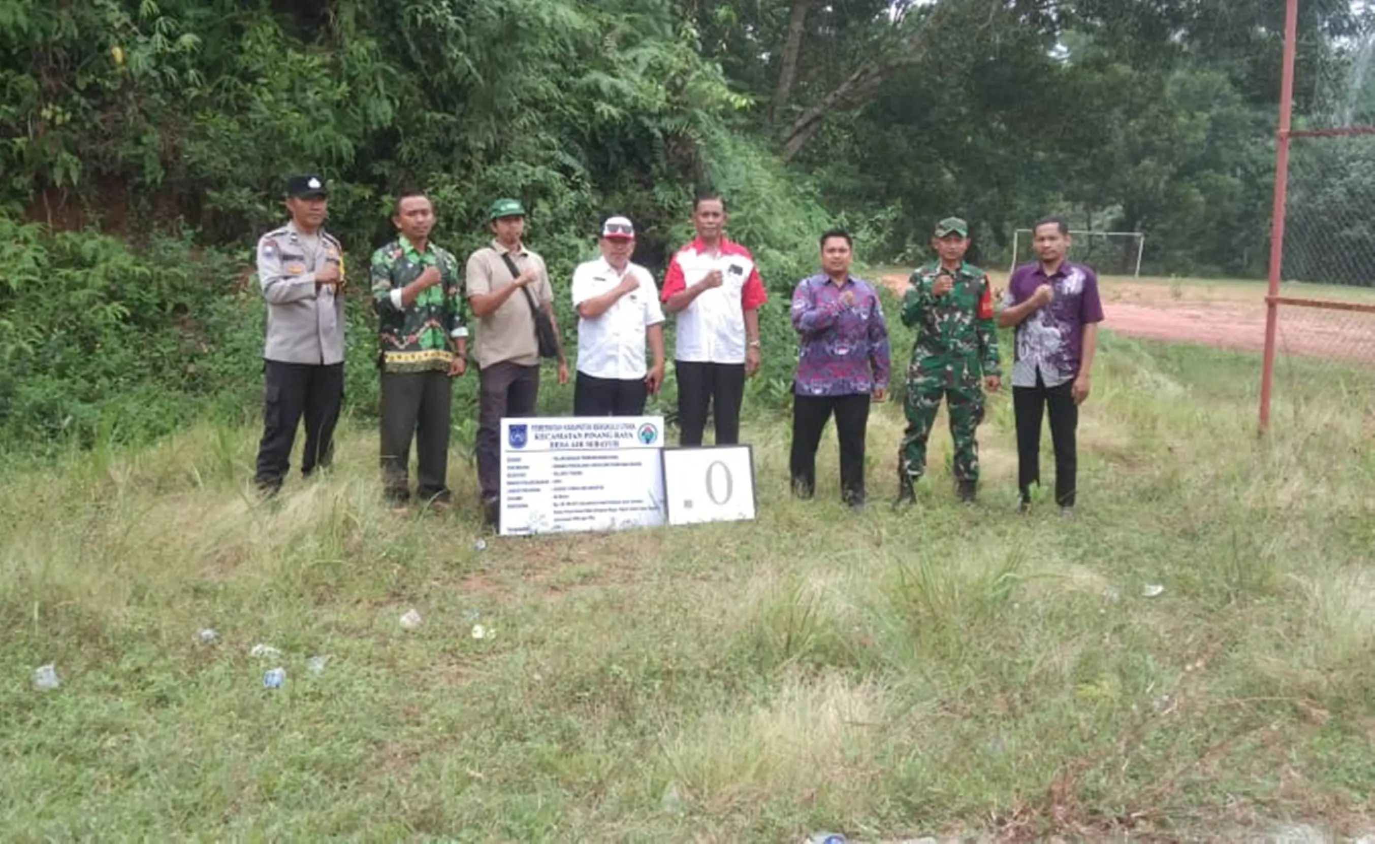 Pemdes Air Sebayur Laksanakan Pra Pelaksanaan Titik Nol Pembangunan Pelapis Tebing