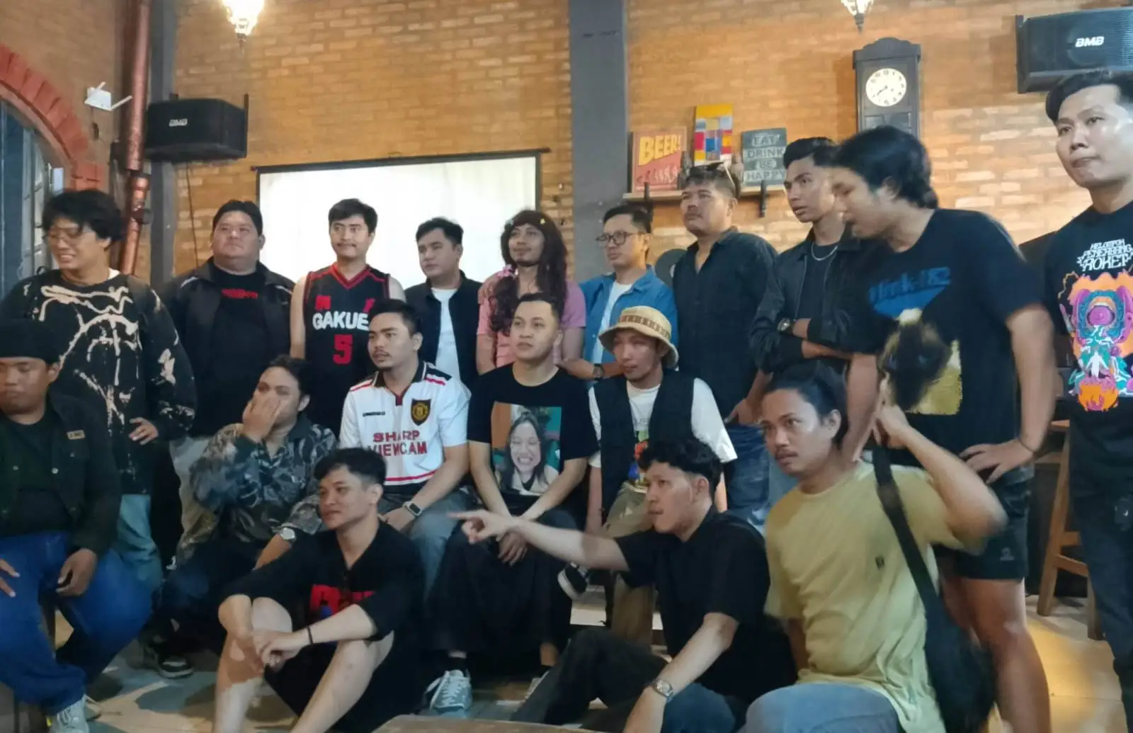 Stand Up Indo Bengkulu Gelar Mini Show Bertajuk “Di Ujung Tanduk”