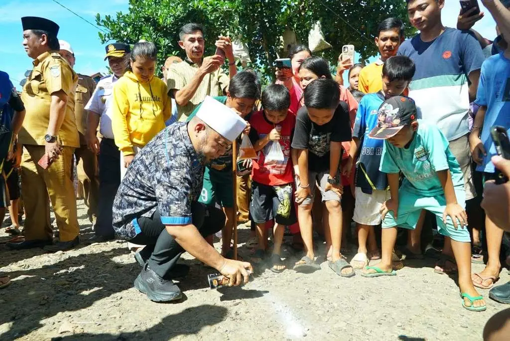 Tunaikan Janji Kampanye, Gubernur Helmi Kucurkan Rp 72 M Bangun Jalan di Seluma