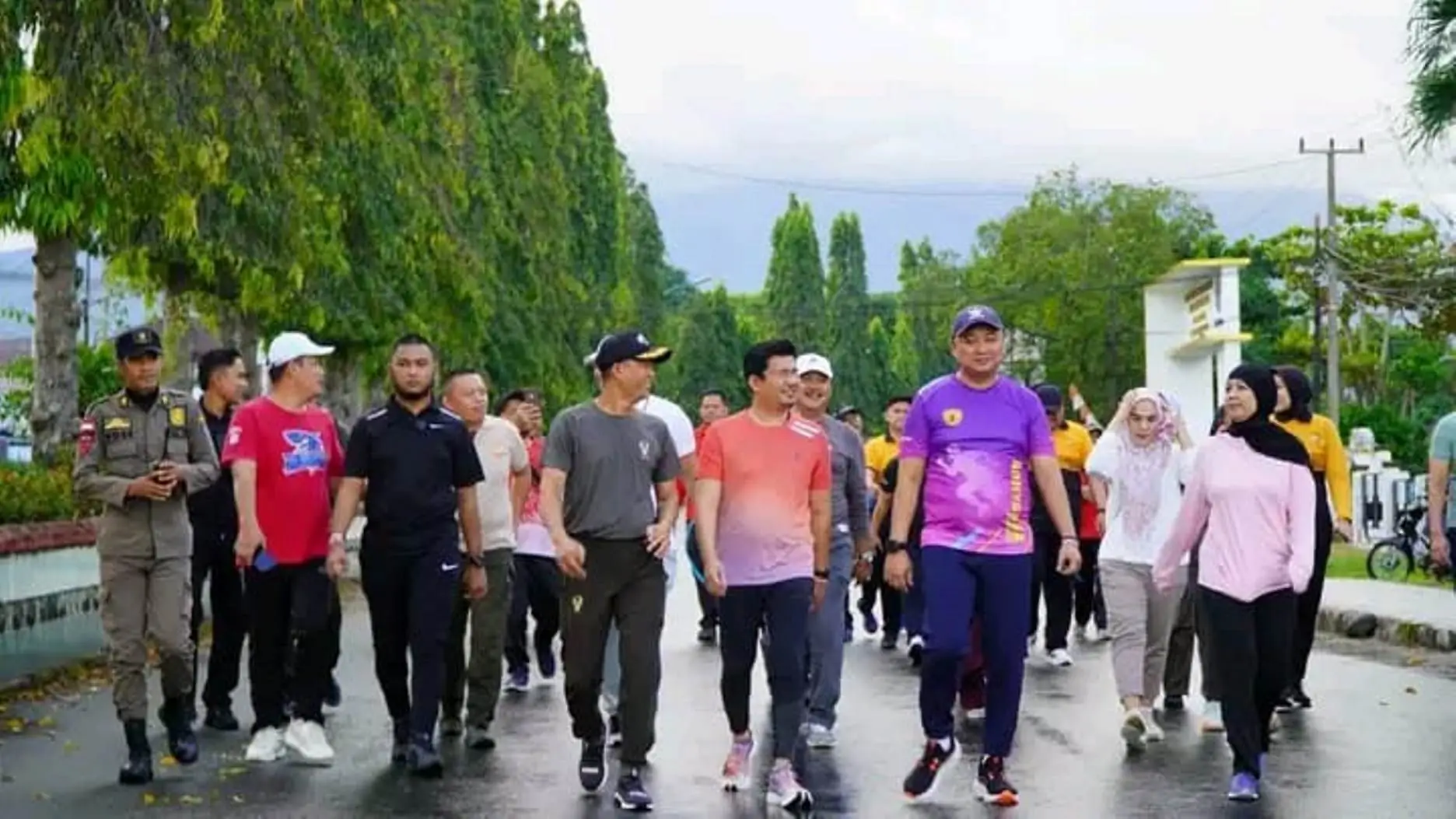 Masyarakat Bengkulu Utara Ikuti Pesta Rakyat Kompetisi BerASA Fun Run 2025