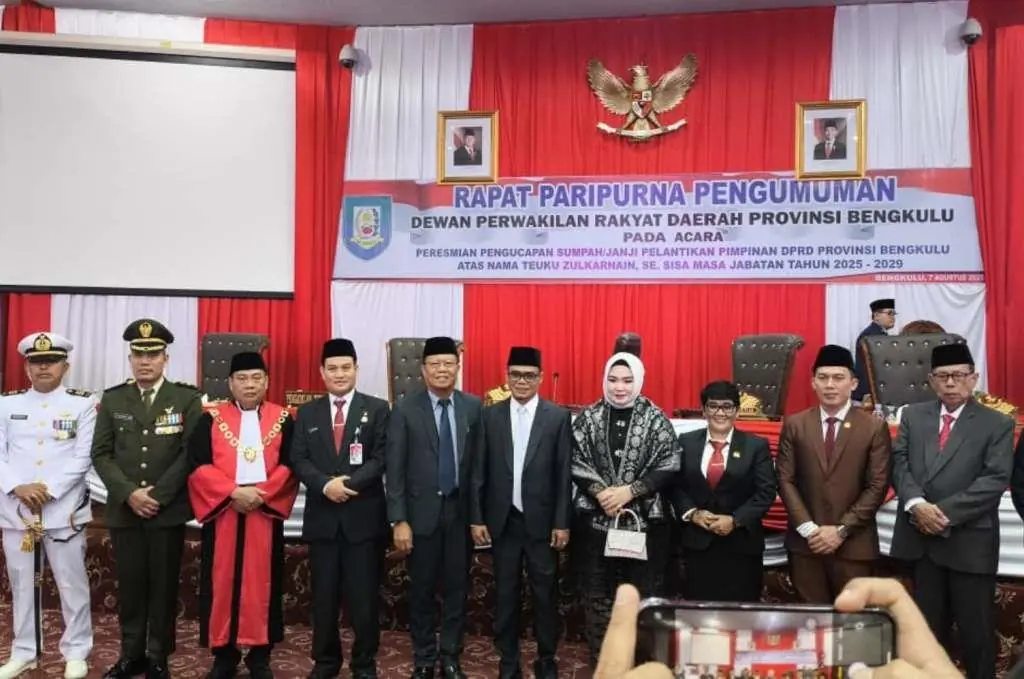 Tengku Zulkarnain Dilantik Jadi Wakil Ketua DPRD Provinsi Bengkulu