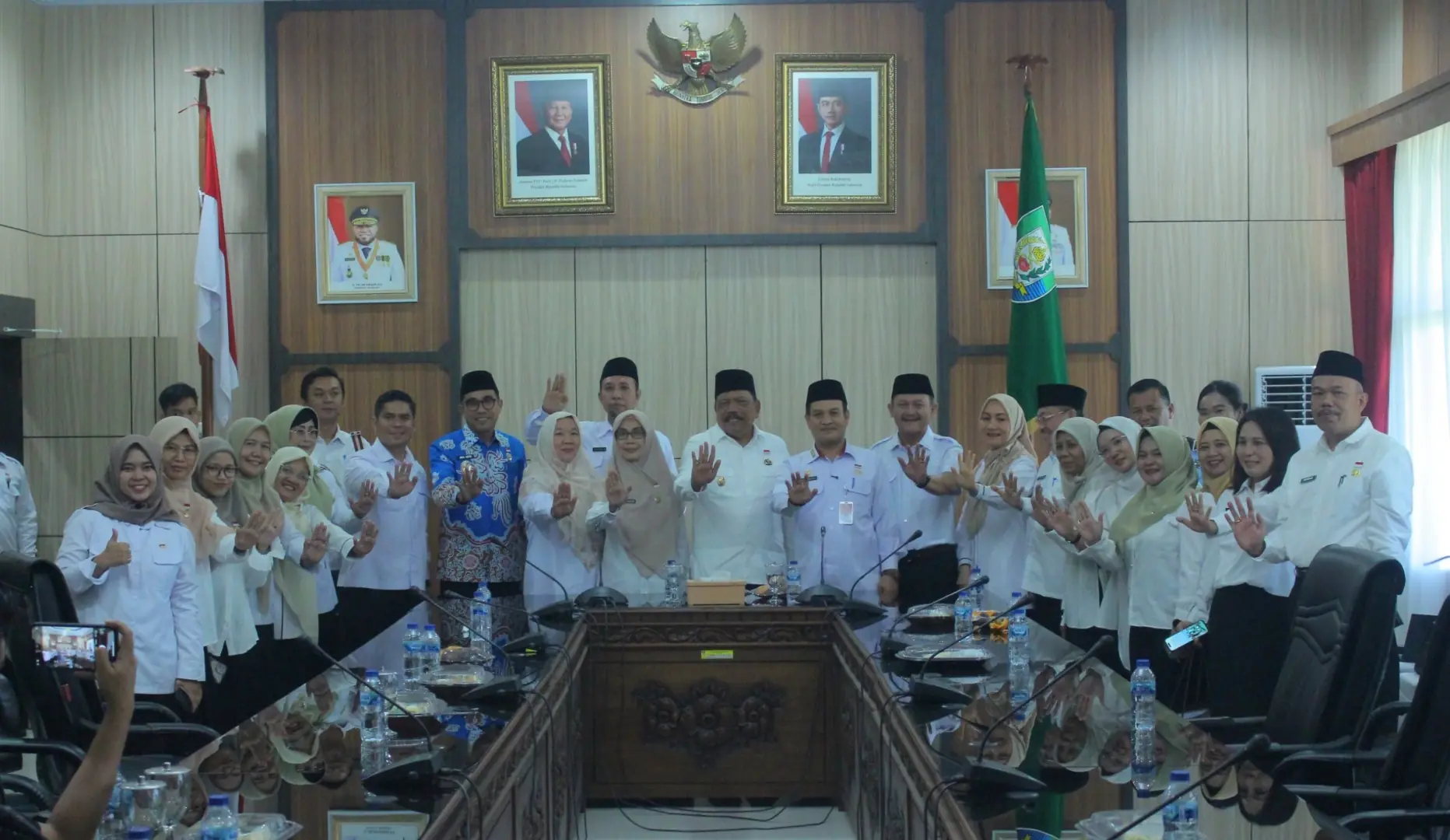 Wakil Bupati Bengkulu Selatan, Yevri Sudianto saat mengikuti acara Penilaian Aksi Konvergensi Percepatan Penurunan Stunting di Lantai III Kantor Gubernur Bengkulu, Foto: Dok