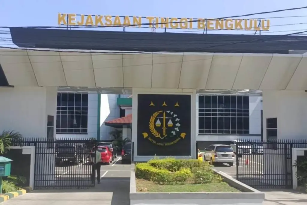 Diduga Selingkuh dengan Istri Orang, Kejati Bengkulu Didesak Segera Tindak Oknum Pegawai Kejari Lebong