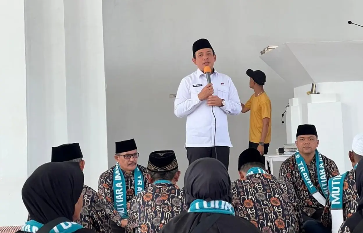 Dedy Wahyudi Lepas 40 Jamaah Umrah Mutiara Travel