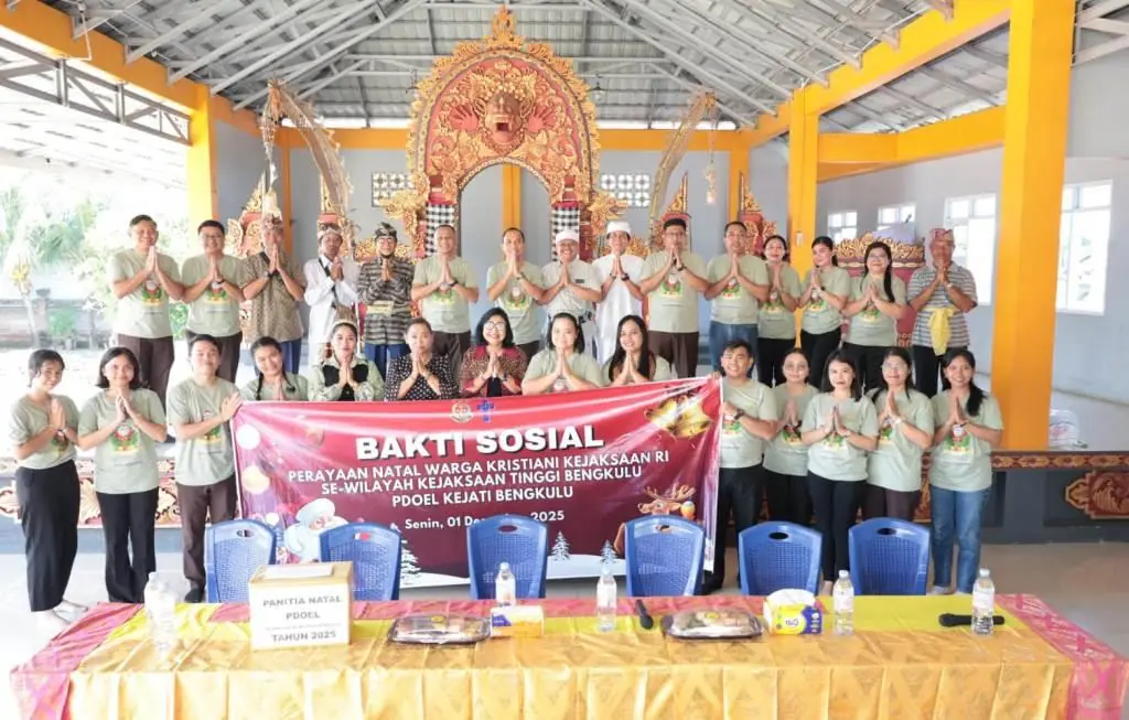 Jelang Natal 2025, PDOEL Kejati Bengkulu Gelar Bansos Lintas Agama