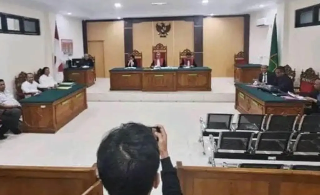 Tambang Emas Lebong Digugat Warga, Tergugat Mangkir di Sidang CLS Perdana