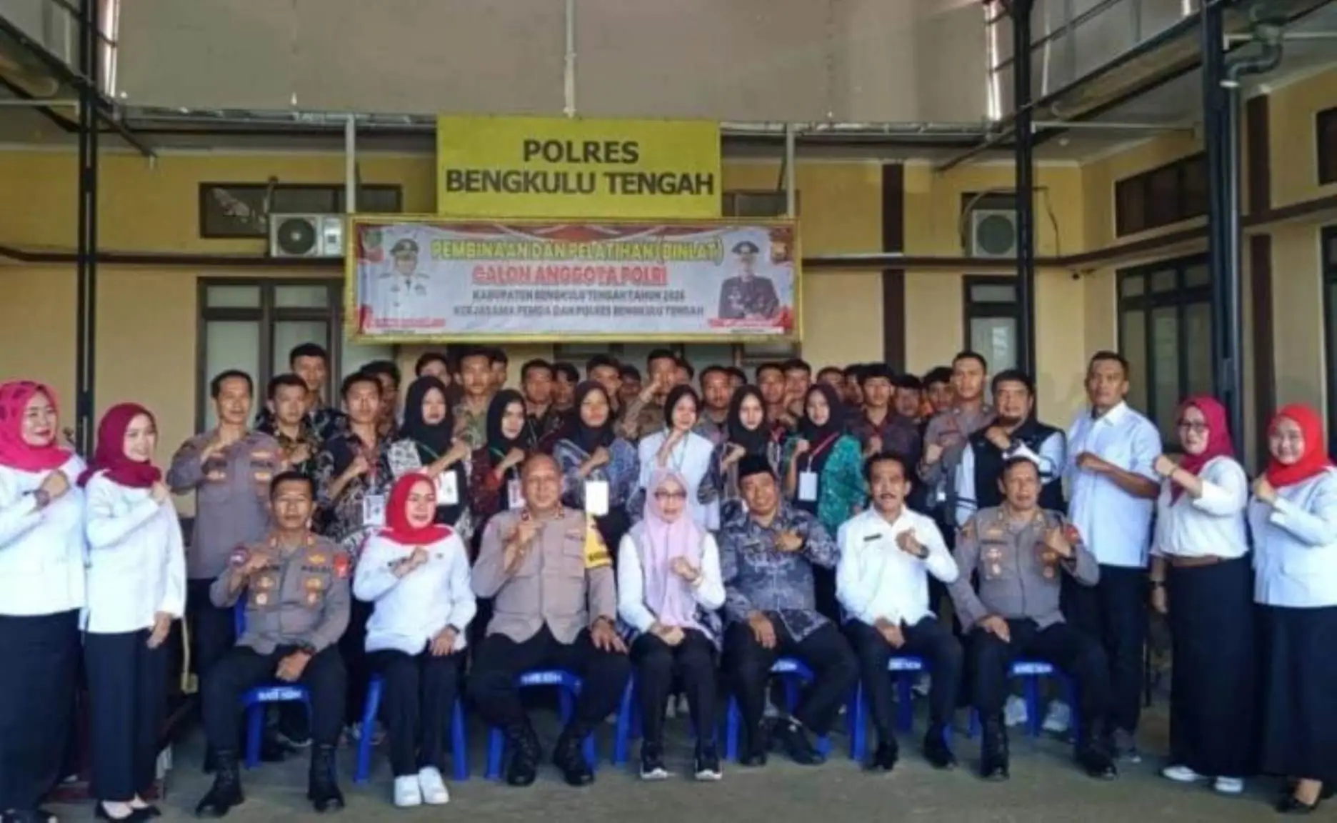 Swafoto bersama peserta Pembinaan dan Pelatihan, Foto: Dok