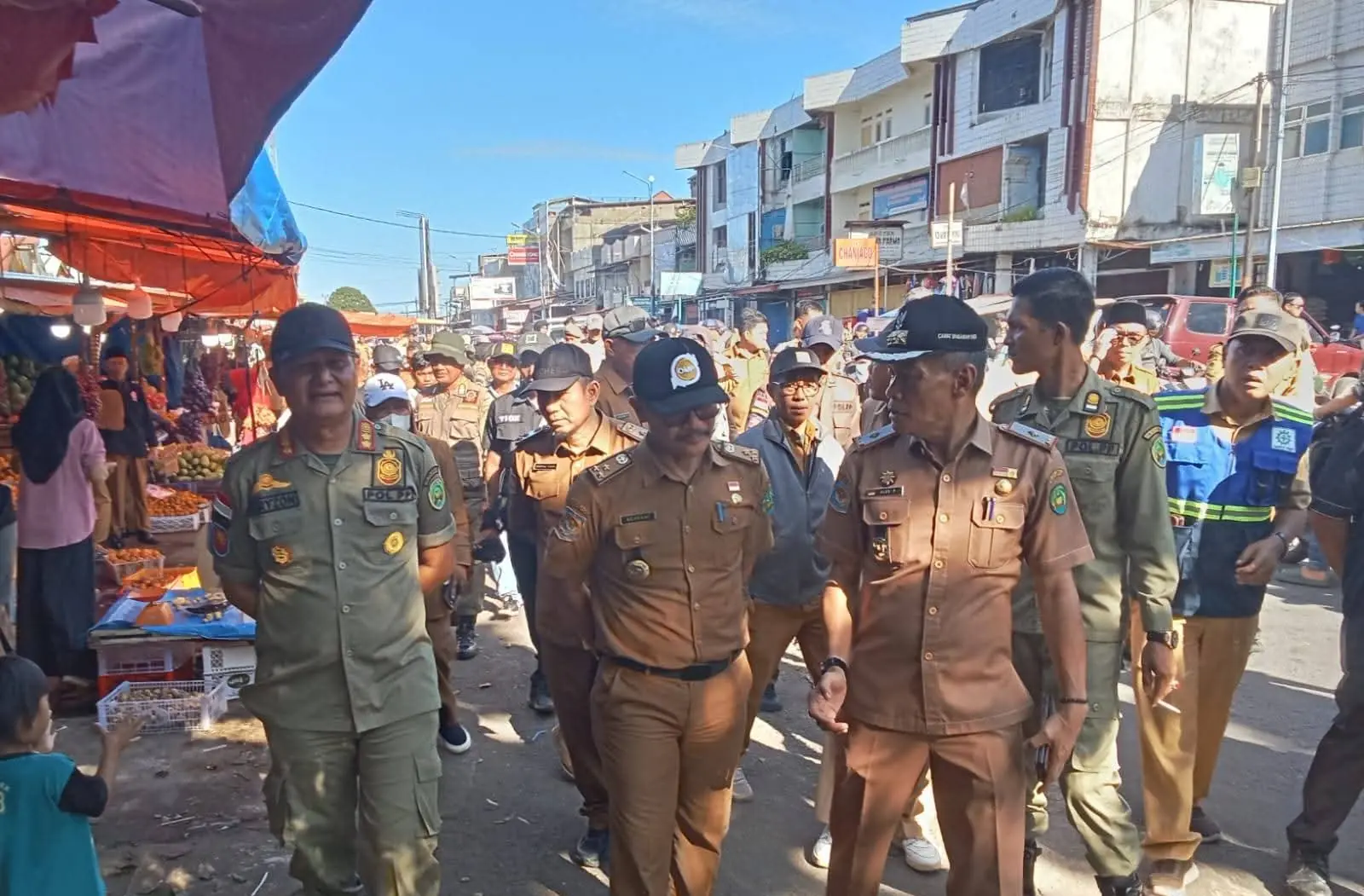 Sosialisasi Buahkan Hasil, Puluhan Pedagang Mulai Masuki Kios Resmi yang Disediakan Pemkot