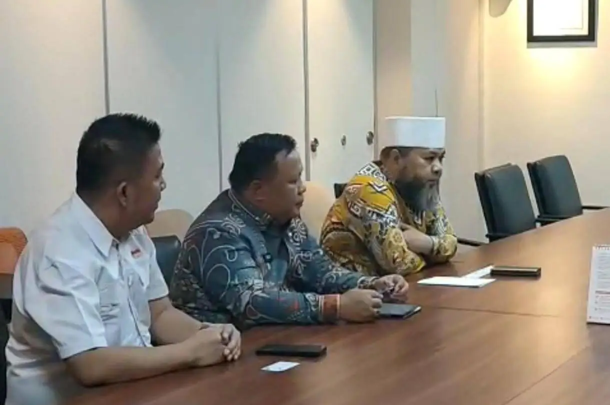 Gubernur Bengkulu Datangi Kantor Pusat GSO, Harapkan Maskapai Garuda Tetap Beroperasi