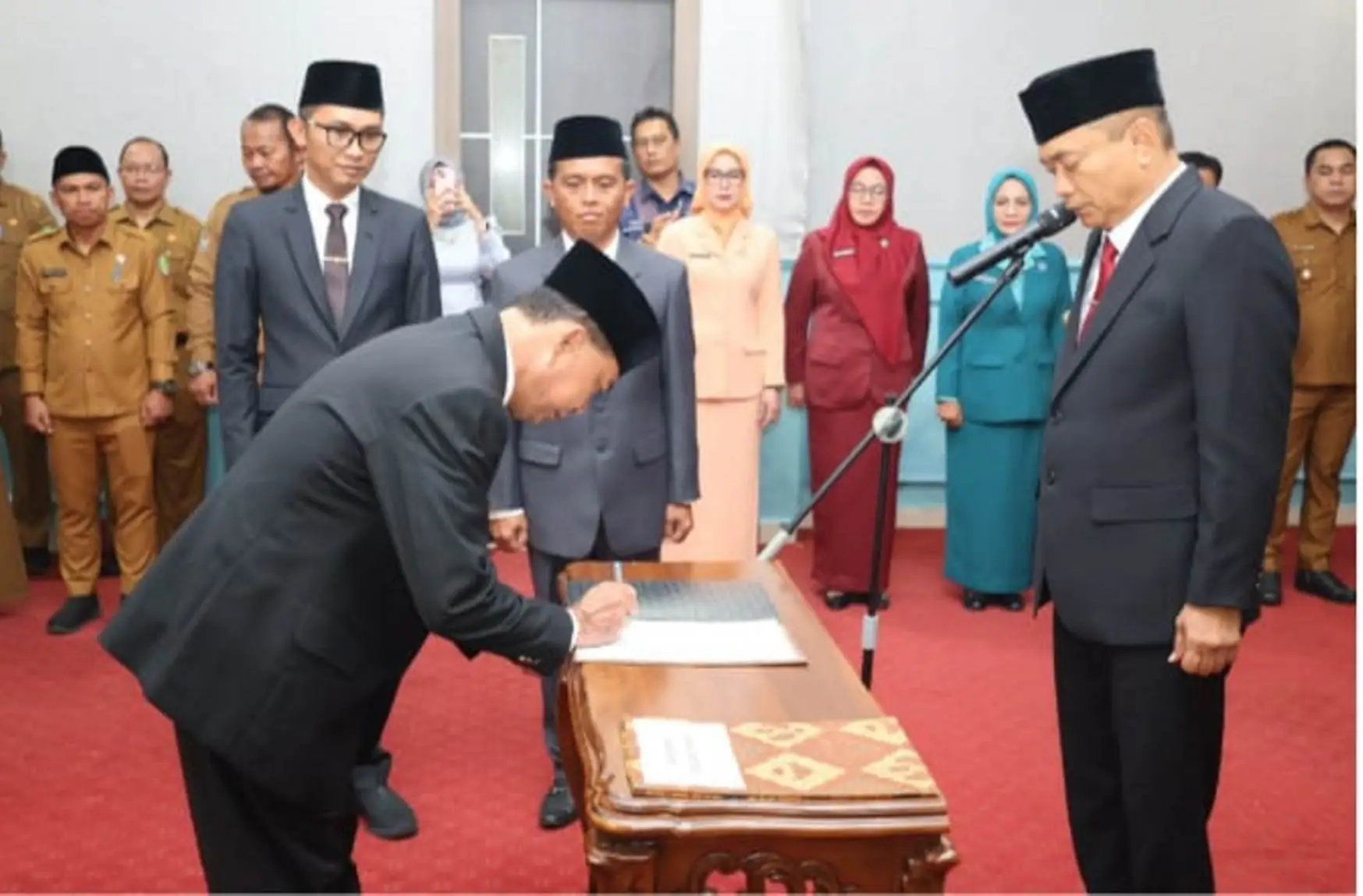 Ini Pesan Bupati Benteng Usai Lantik Ayatul Mukhtadin sebagai Asisten Pemerintahan dan Kesra