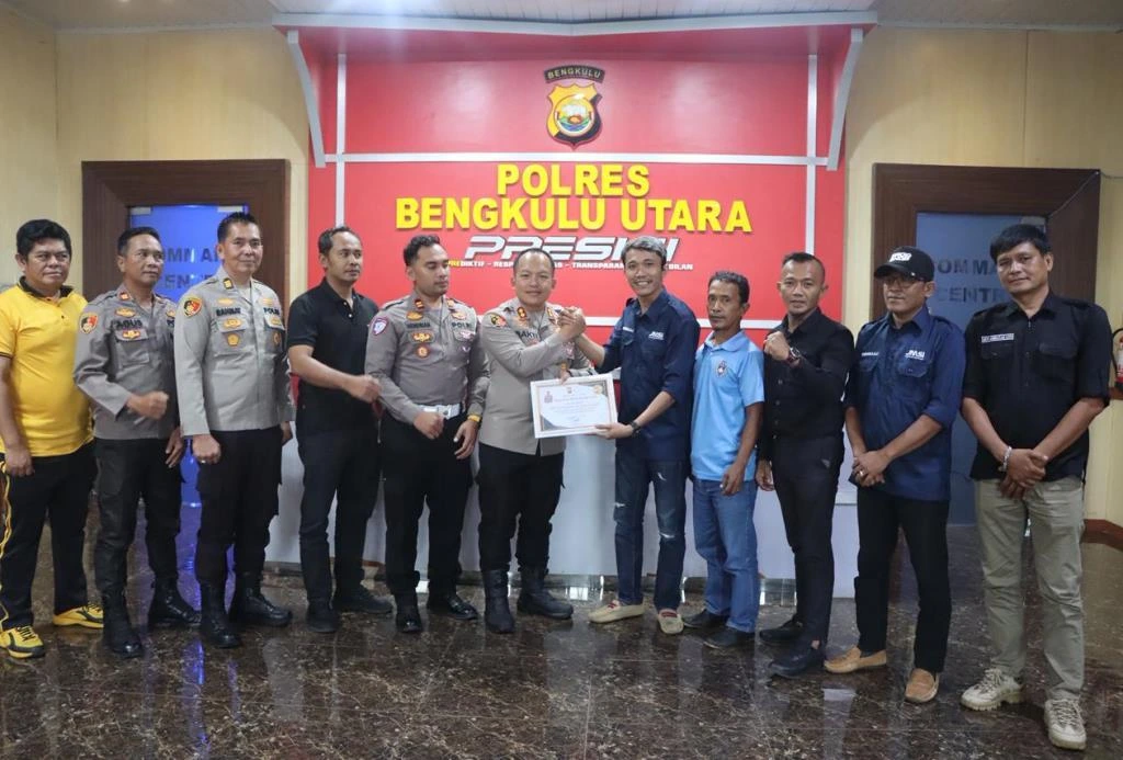 Konsisten Jaga Keterbukaan Informasi Publik, Polres Bengkulu Utara Terima Penghargaan dari JMSI