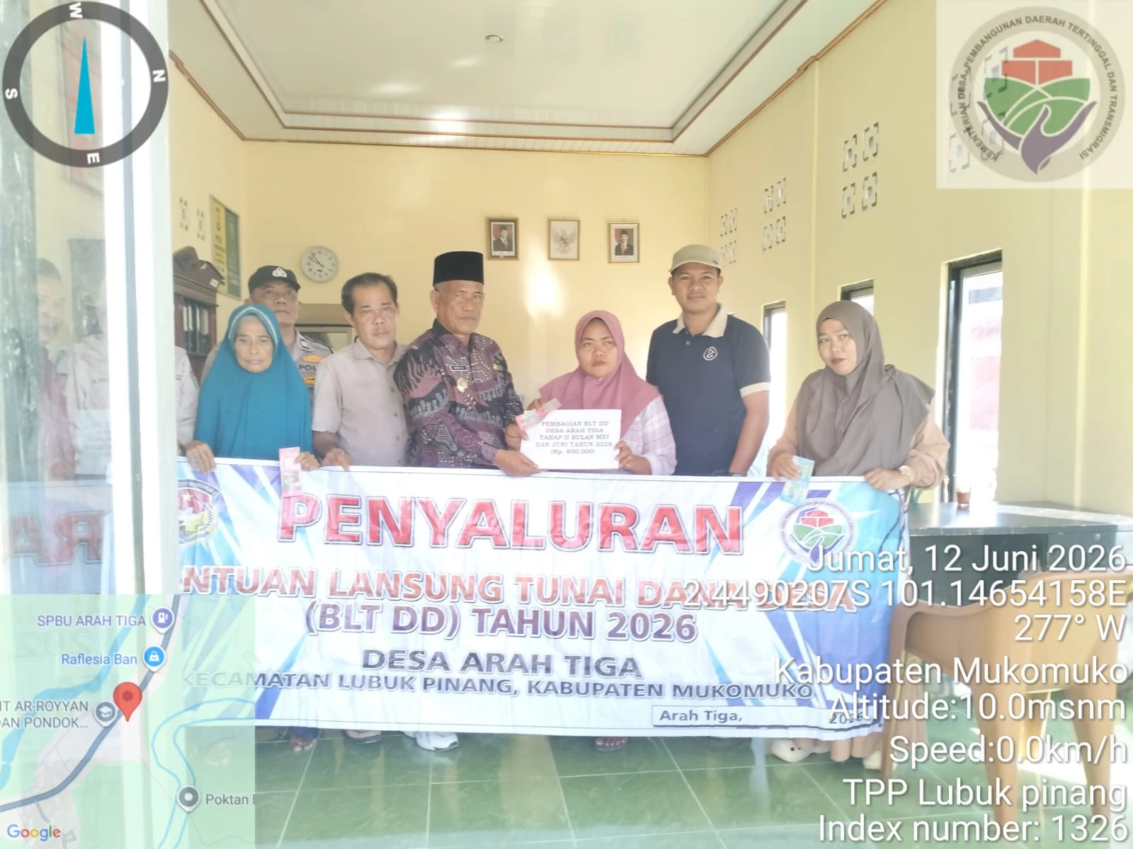 Pemdes Arah Tiga Salurkan BLT Tahap II, Pastikan Bantuan Tepat Sasaran