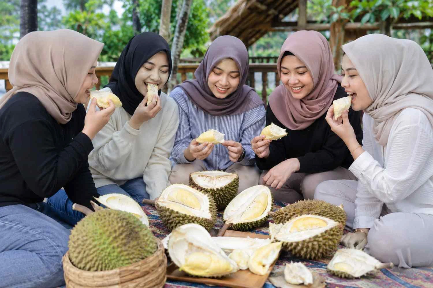 Bengkulu Musim Durian, Begini Cara Makan Durian agar Tetap Aman dan Sehat