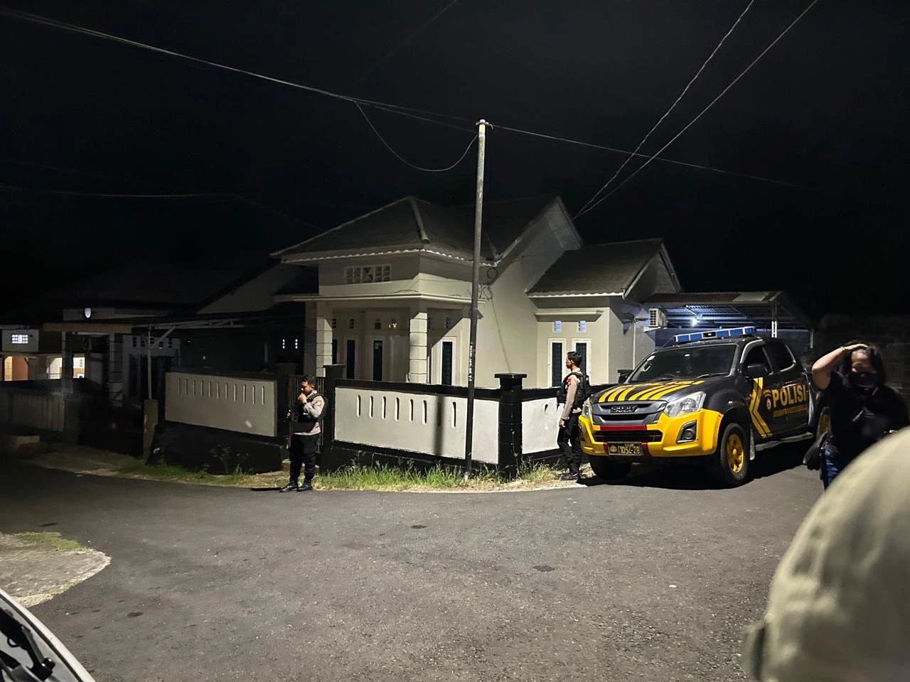KPK Geledah Rumah Kadis PUPR Kota Bengkulu, Sita Uang Rp 4 Miliar