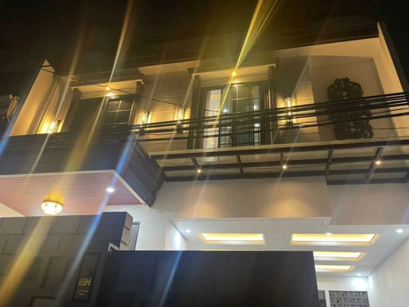 KPK Sita Rumah Mewah Milik Anggota DPRD Kota Bengkulu Vinna Ledy Anggraheni di Jaksel